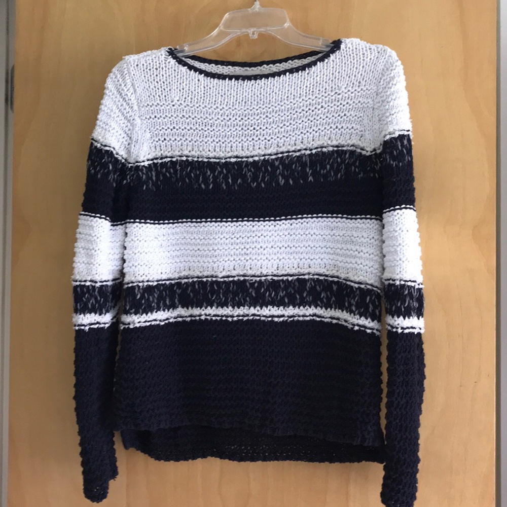 Lightweight knit Loft sweater
